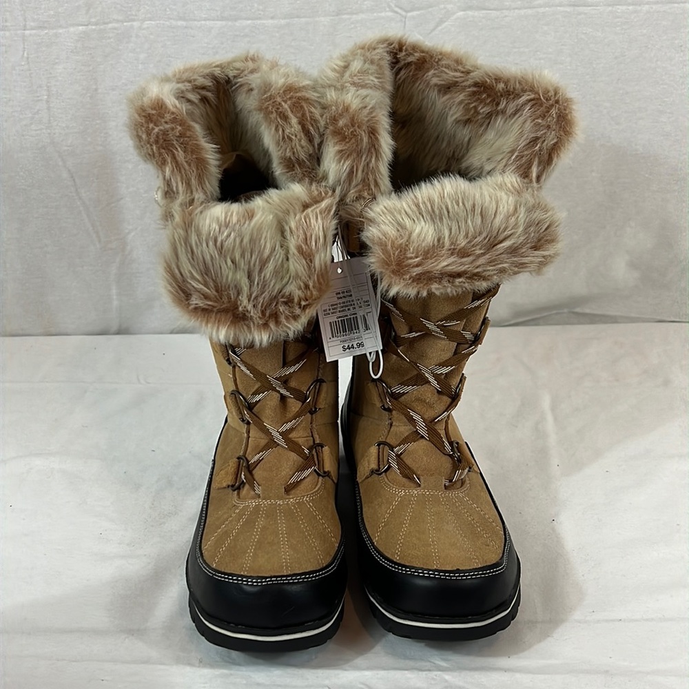 NEW Universal Thread Women’s Tan Ruthie Lace Up Leather Winter Boots size 11W